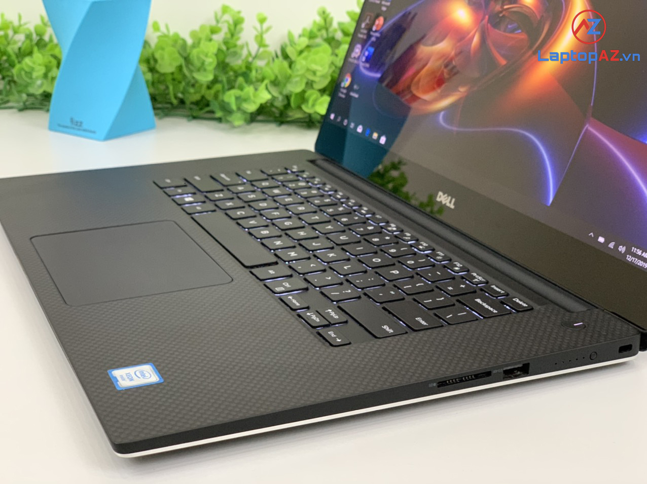 Cảm nhận sức mạnh hấp dẫn của laptop Dell 5510 Xeon E3-1505M v5 với hiệu suất cao và không gian lưu trữ lớn. Thiết kế mỏng nhẹ và bền bỉ, cho phép bạn dễ dàng di chuyển và sử dụng laptop khi làm việc hay giải trí. Hãy cùng trải nghiệm sự khác biệt của dòng laptop này.