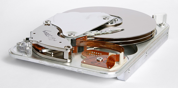 Ổ cứng HDD còn có hữu dụng?