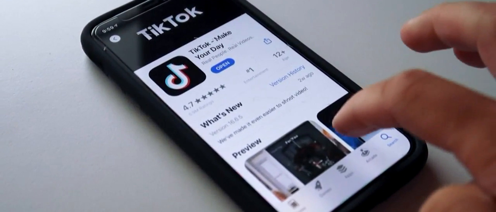 Nhân viên TikTok có quyền quyết định video nào sẽ lên nổi bật