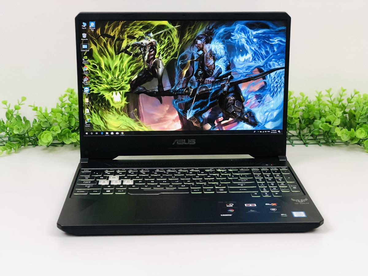 Laptop Asus FX505GT: Laptop Asus FX505GT được xem là một trong những chiếc laptop gaming đáng mua nhất trên thị trường hiện nay. Với thiết kế vận động, công nghệ hiện đại và cấu hình mạnh mẽ, Asus FX505GT không chỉ hỗ trợ tốt cho game thủ mà còn là một lựa chọn tuyệt vời cho các nhu cầu công việc và giải trí hàng ngày của bạn.