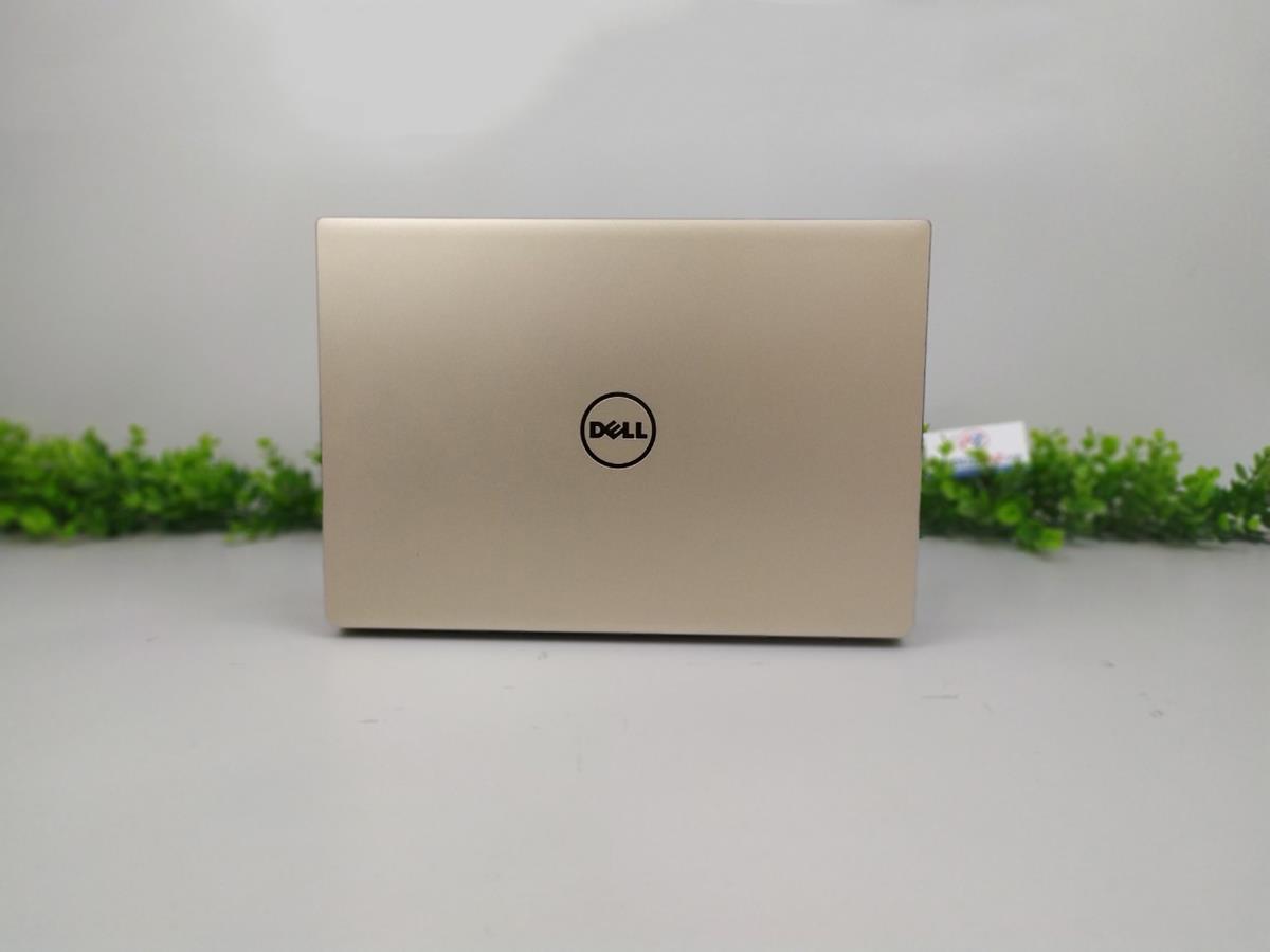 Dell Inspiron N7572