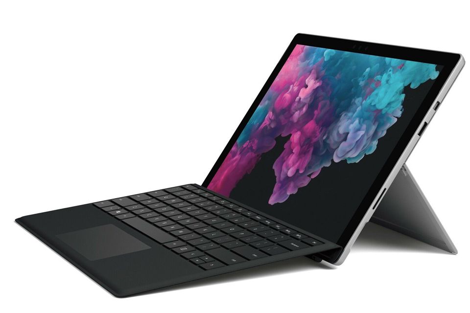 [Mới 100%] Surface Pro 6 (Core i5-8250U, 8GB, 128GB, UHD Graphics, 12.3" 2K+)